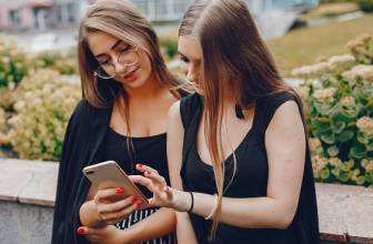 Liittymän siirto toisen henkilön nimiin